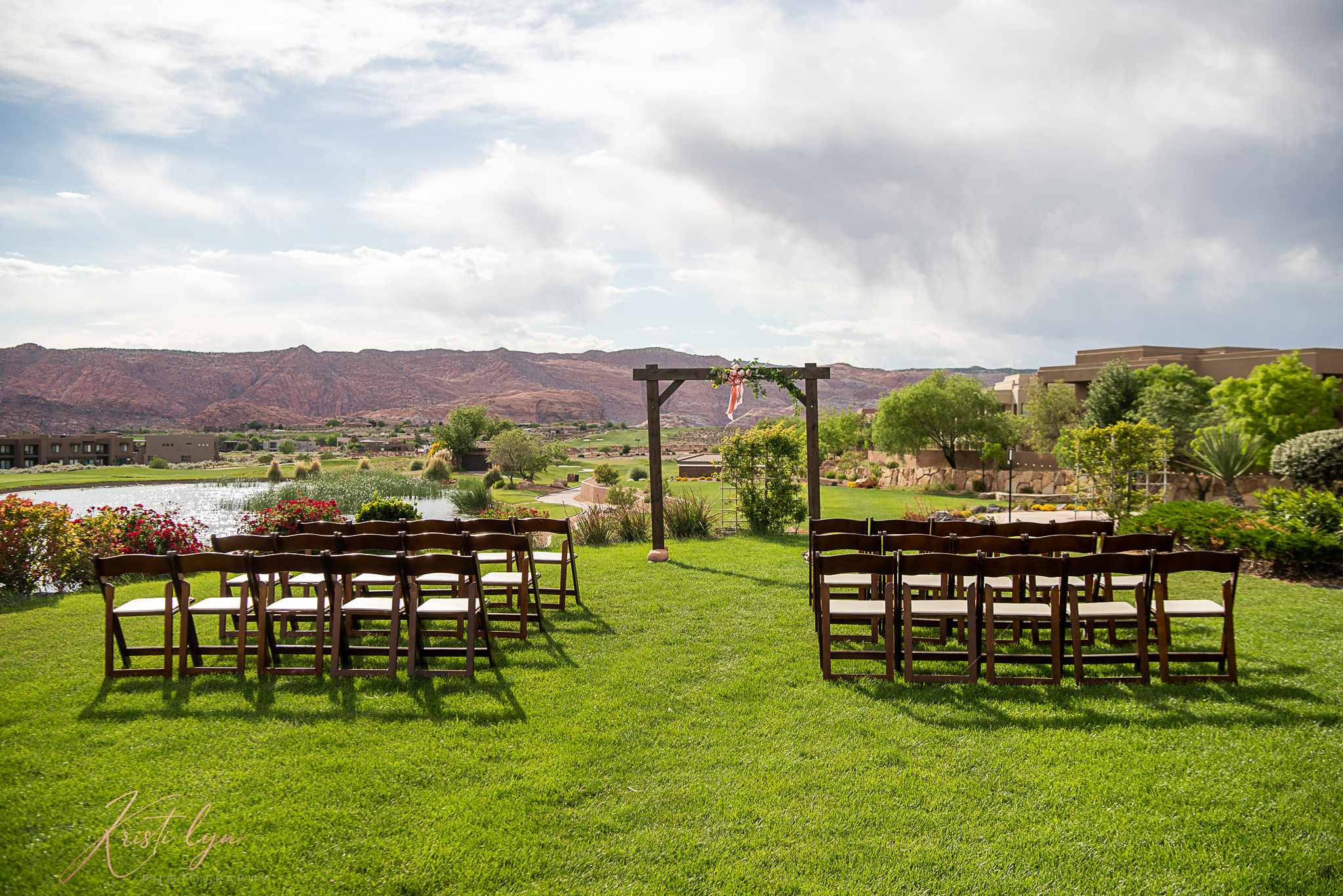 Outdoor wedding at The Ledges of St George Utah